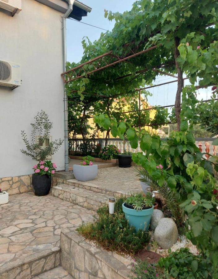 Appartement Apartman Petar à Zadar Extérieur photo